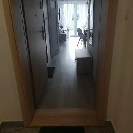 アパート Apartament U Wandy コウォブジェク